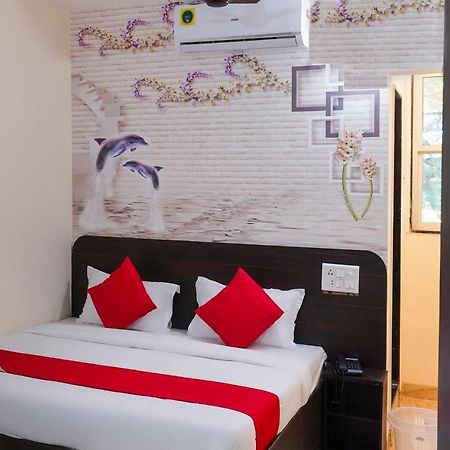 Oyo Flagship 68474 Hotel Viraj Pune Zewnętrze zdjęcie